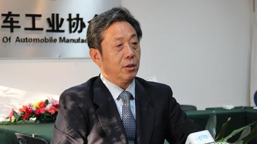 中國汽車工業(yè)協(xié)會常務副會長兼秘書長  董揚