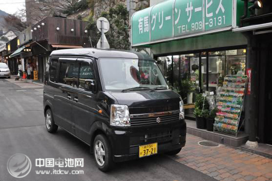 【獨家】日本汽車：路窄車更小，油貴停車難